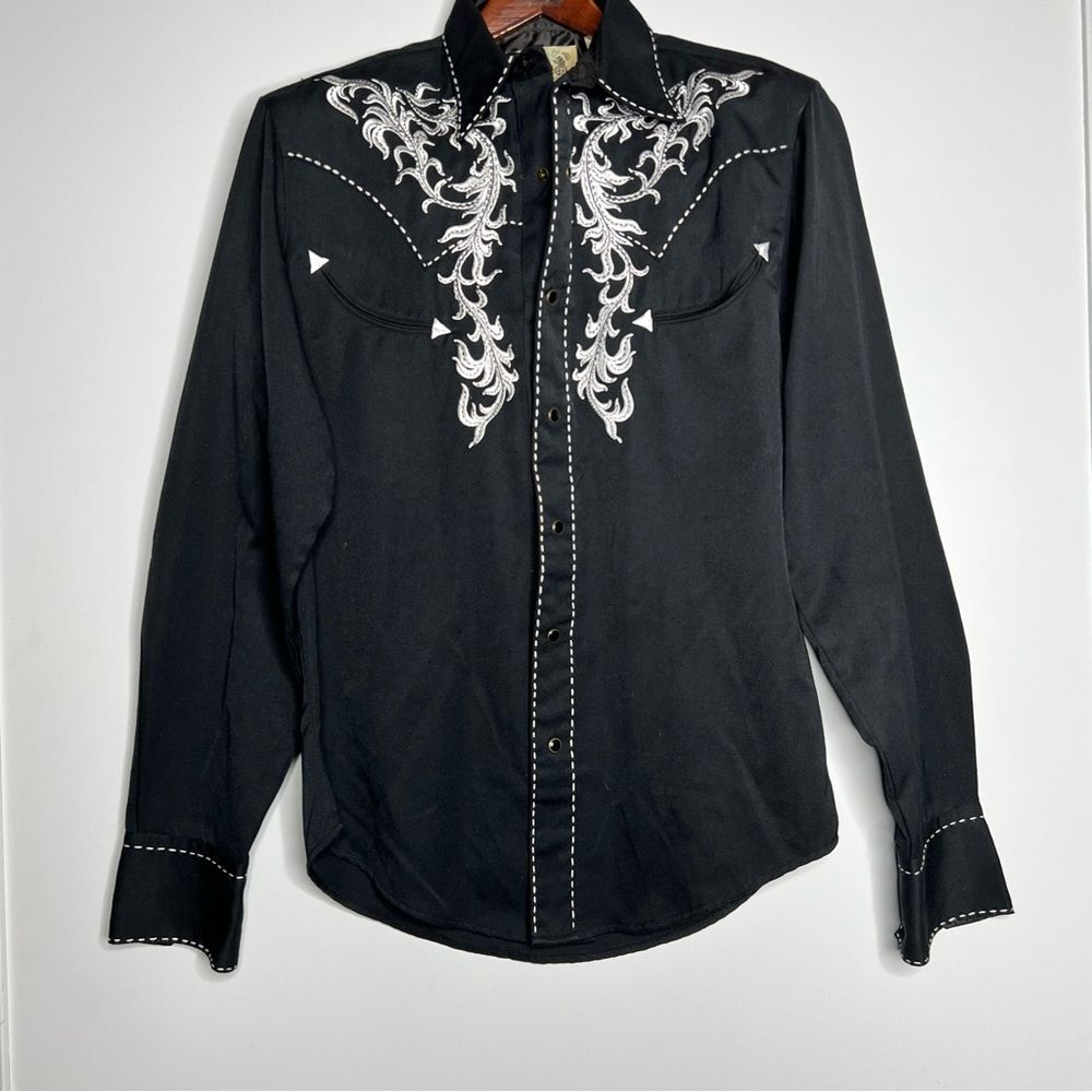 ROPER DENVER COLORADO Black Western Peral Snap Shirt Embroidered Details